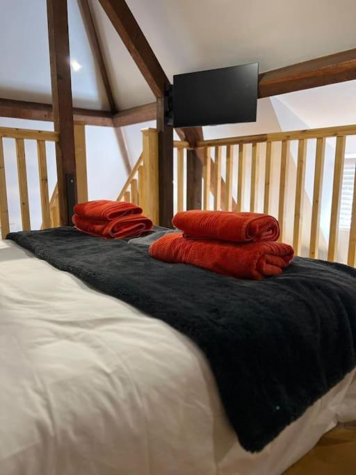 The Shack - Thatched Self Contained Annex Collingbourne Ducis 外观 照片